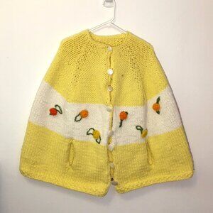 Vintage Handmade Button Front Poncho Cape 3d Floral Granny Grandmacore Boho (IB)